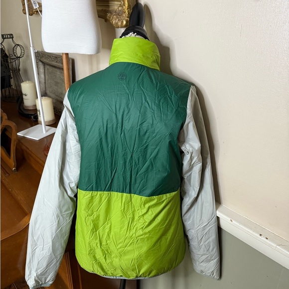 Breathable Wind Proof Waterproof YKK Jacket NWT 189.00 - Picture 2 of 9